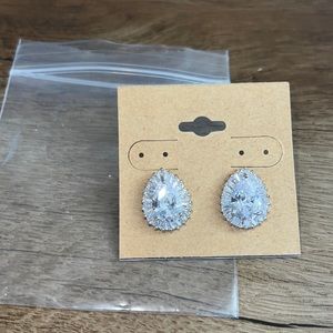 NWT Bling Earrings